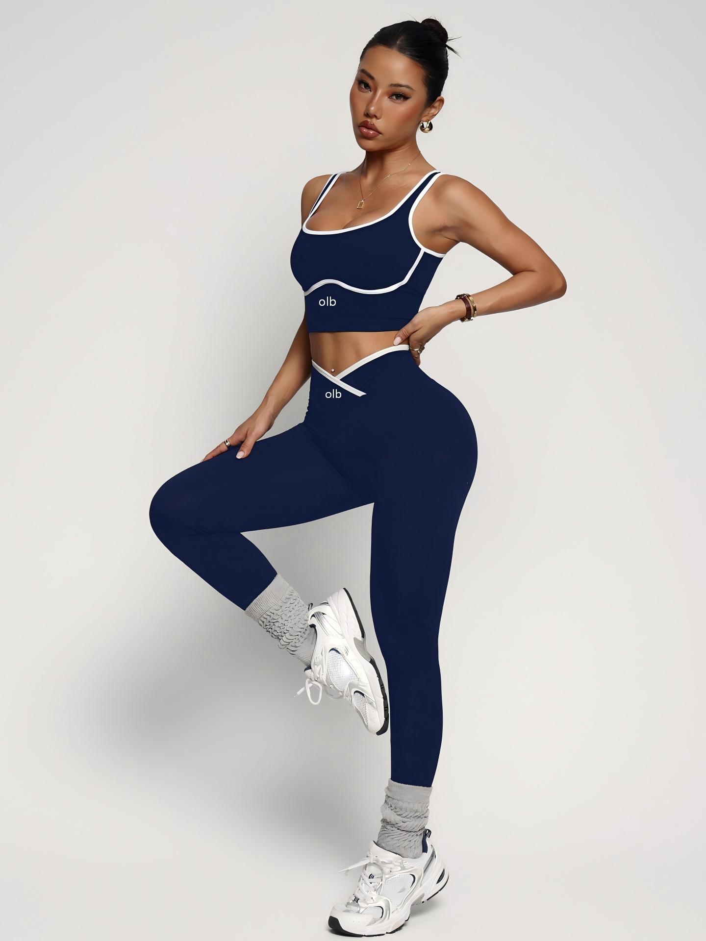 طقم رياضي جديد من قطعتين: حمال - مراجعة Sports Bra High Impact وسعره